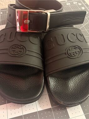 Gucci Black Leather Belt with Silver Buckle and Black Embossed Logo Slides